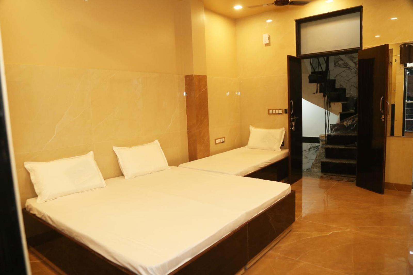 Apartment 1 Bhk In Sector 5 Rohini *